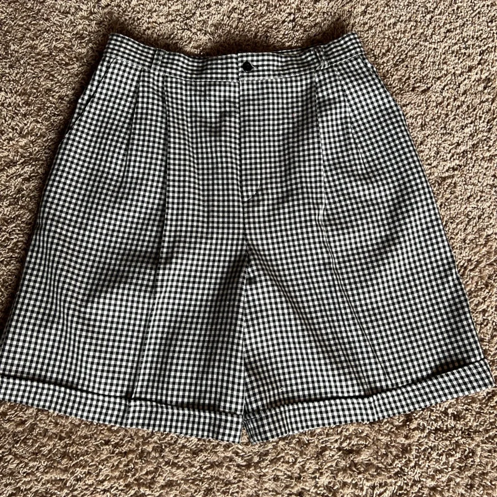 **SOLD** VTG. USA 80’s Black & White Houndstooth/Small Gingham Bermuda Short NWT - Picture 4 of 12